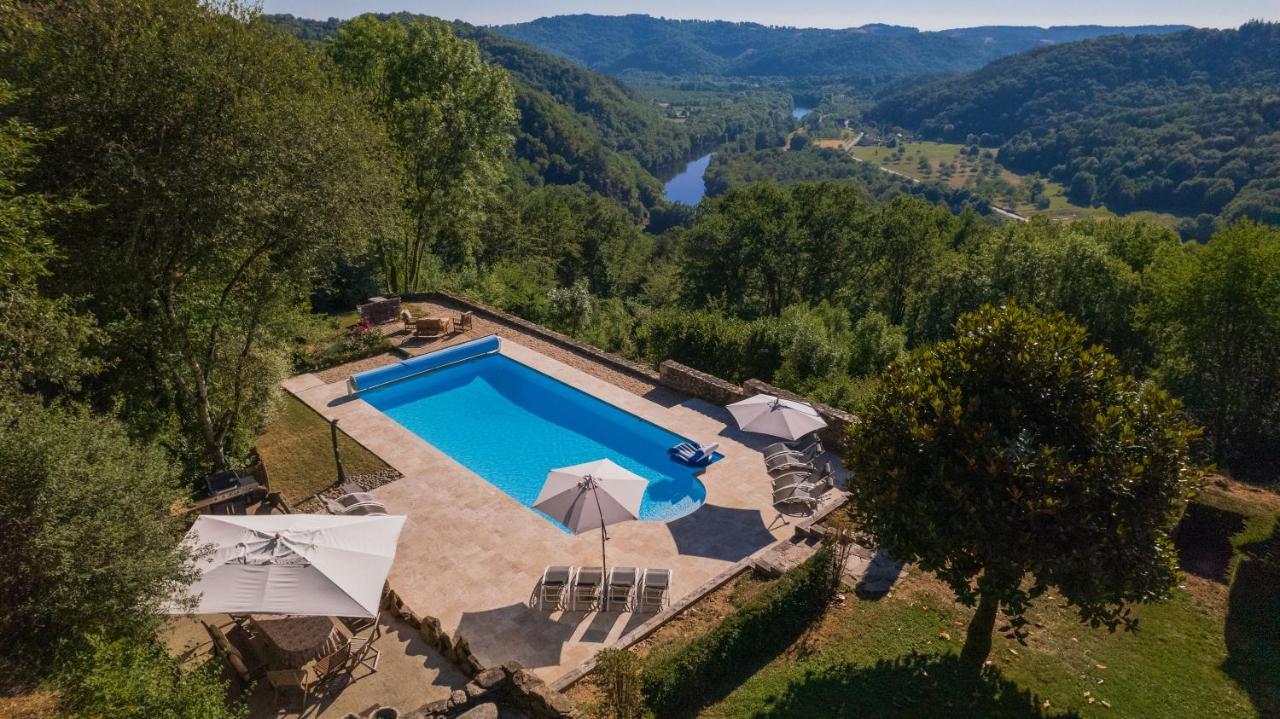 Chateau De Chauvac - Chambres Et Table D'Hotes Avec Vue Sur La Riviere Bassignac-le-Bas Buitenkant foto