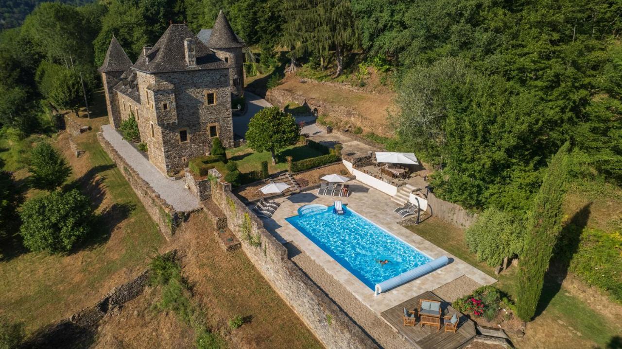 Chateau De Chauvac - Chambres Et Table D'Hotes Avec Vue Sur La Riviere Bassignac-le-Bas Buitenkant foto